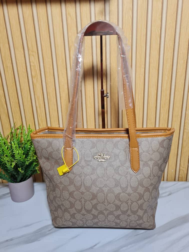coach bag - brown
