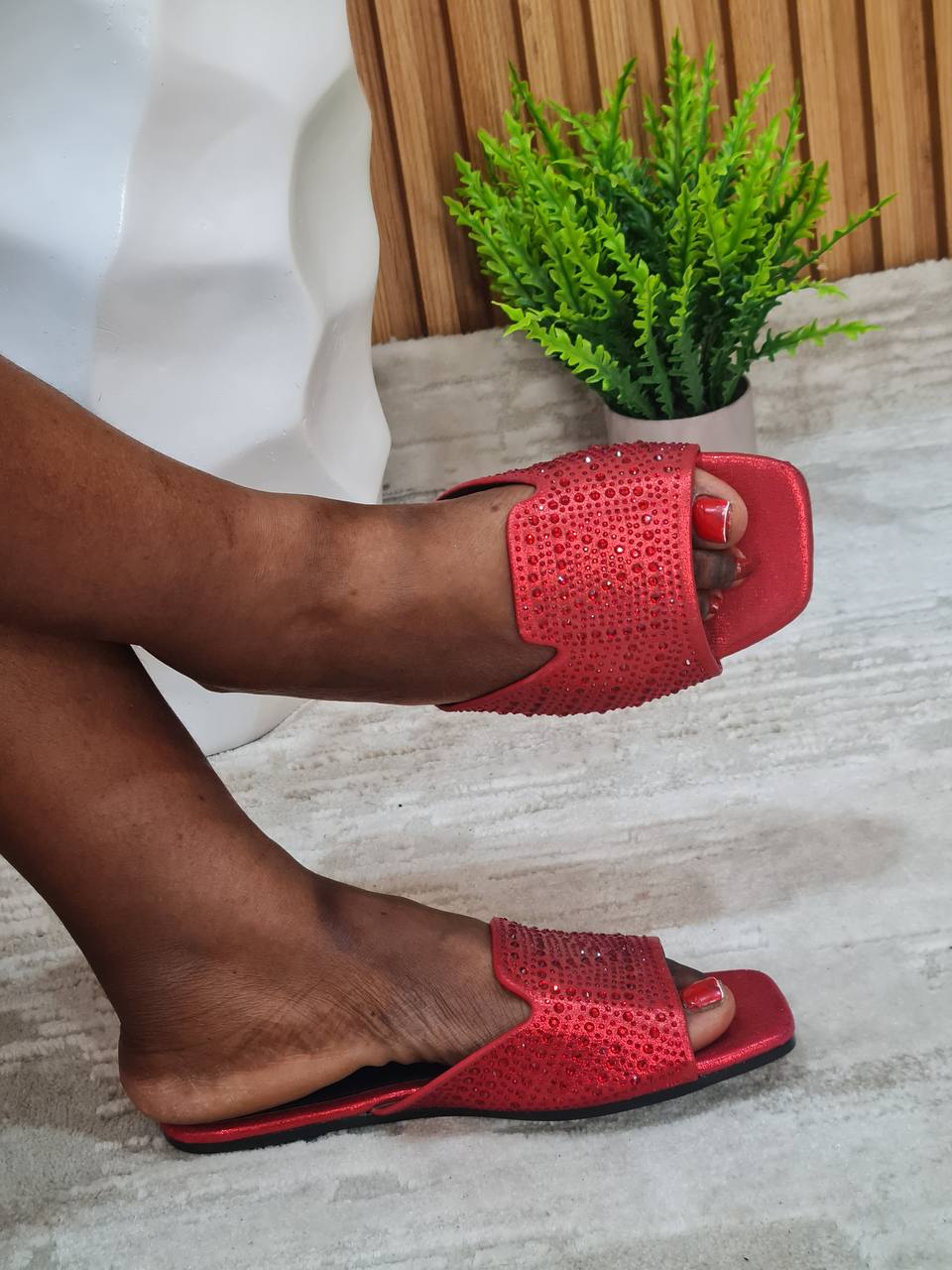 listera slippers with stones - red