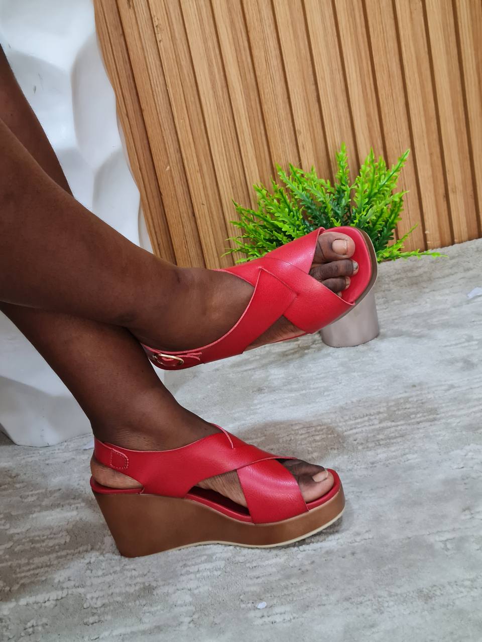 golden kello wedge sandal - red