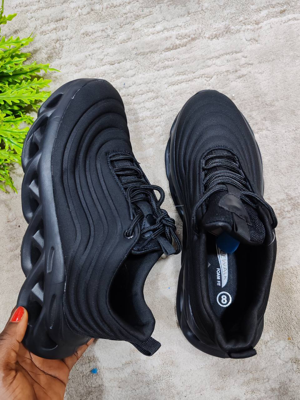 free walk sneakers - plain black