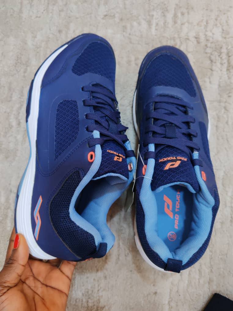 pro touch sneakers - blue