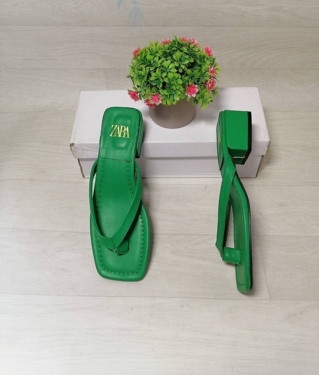 zara block heel slippers - green