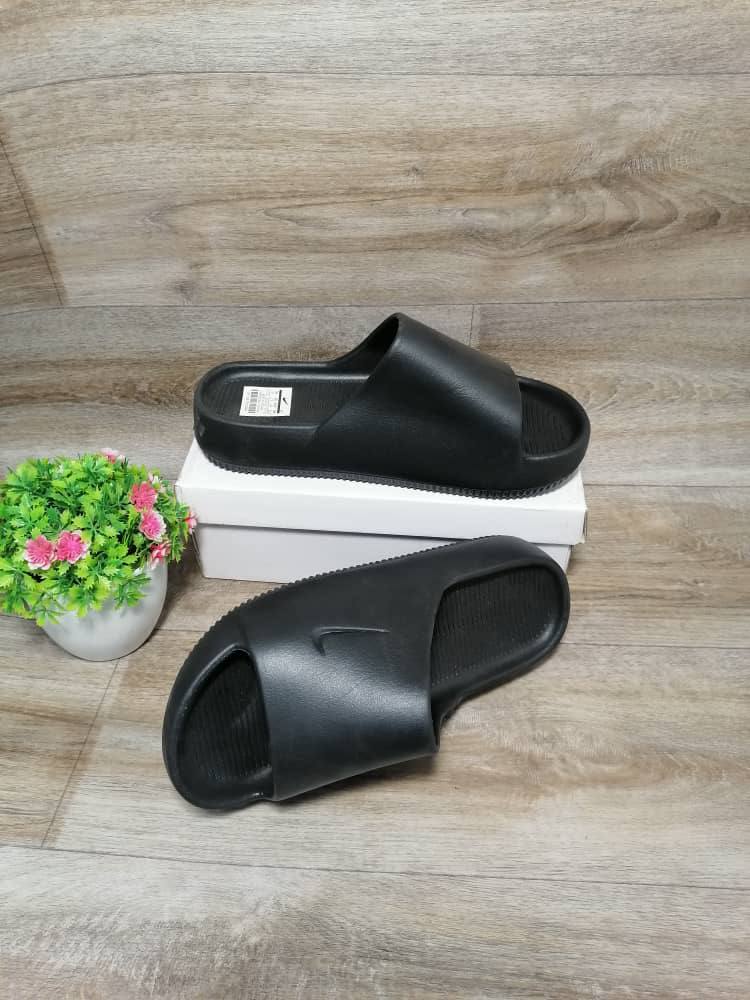 open toe crocs - black
