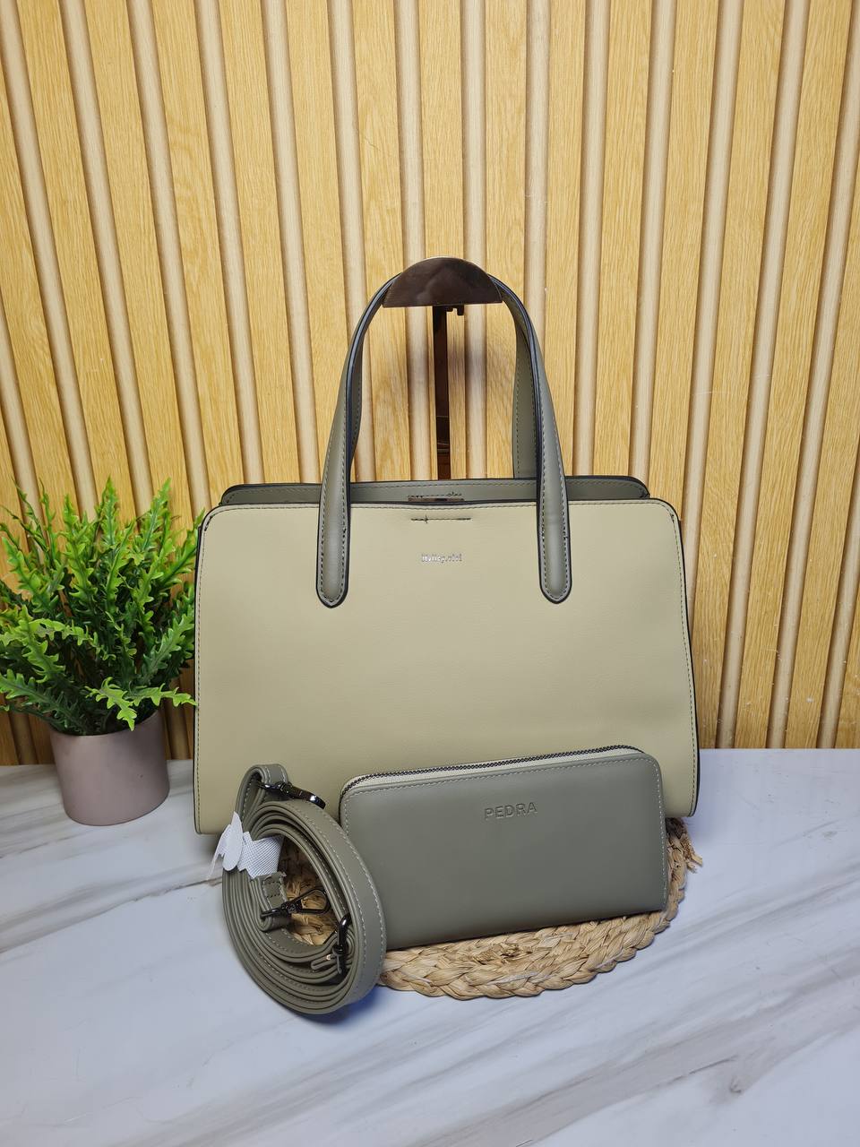 holly vivi handbag 1061 - khaki