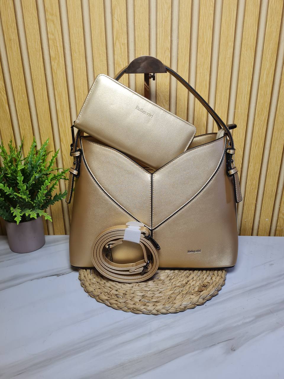 holly vivi handbag 1079 - gold
