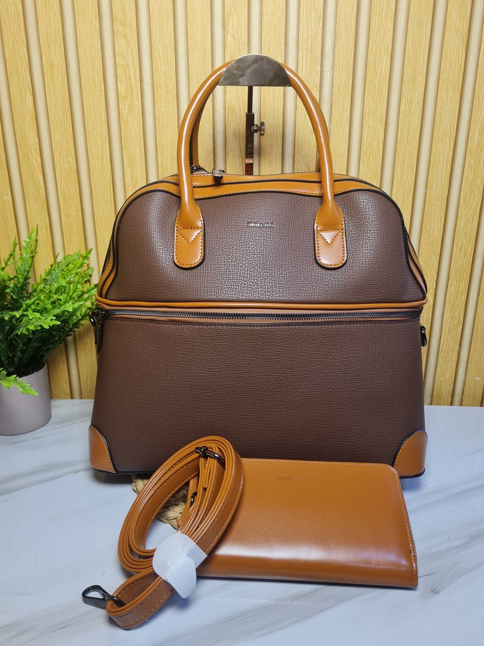 holly vivi travel handbag 1066 - coffee