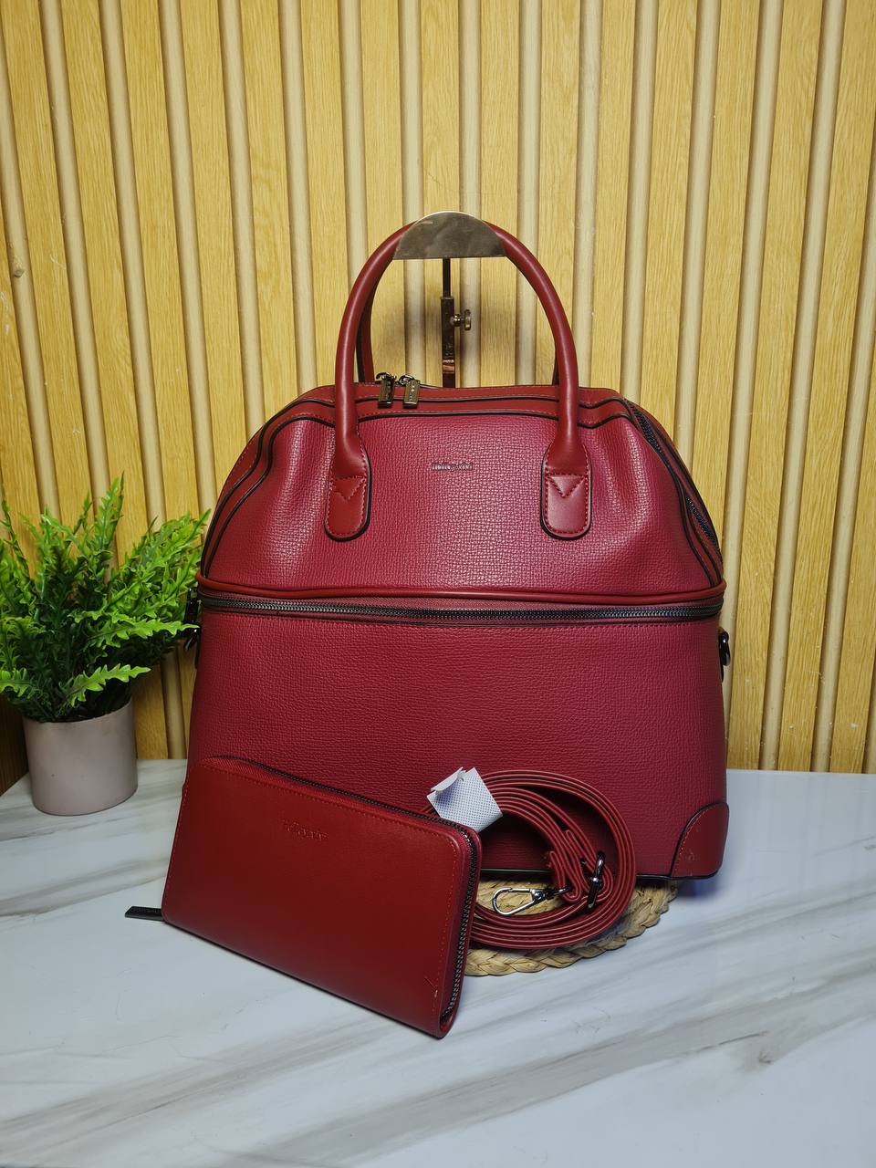 holly vivi travel handbag 1066 - burgundy