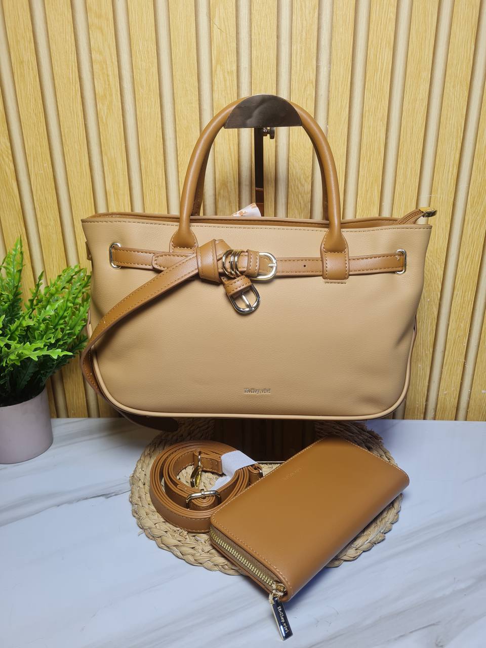 holly vivi belted handbag 1064 - brown