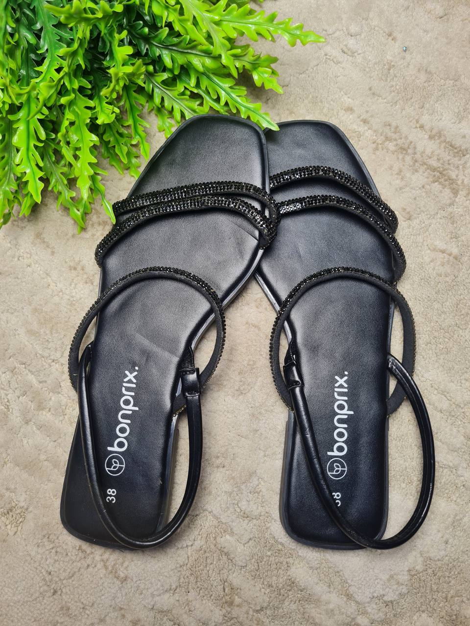 bonprix flat sandal - black