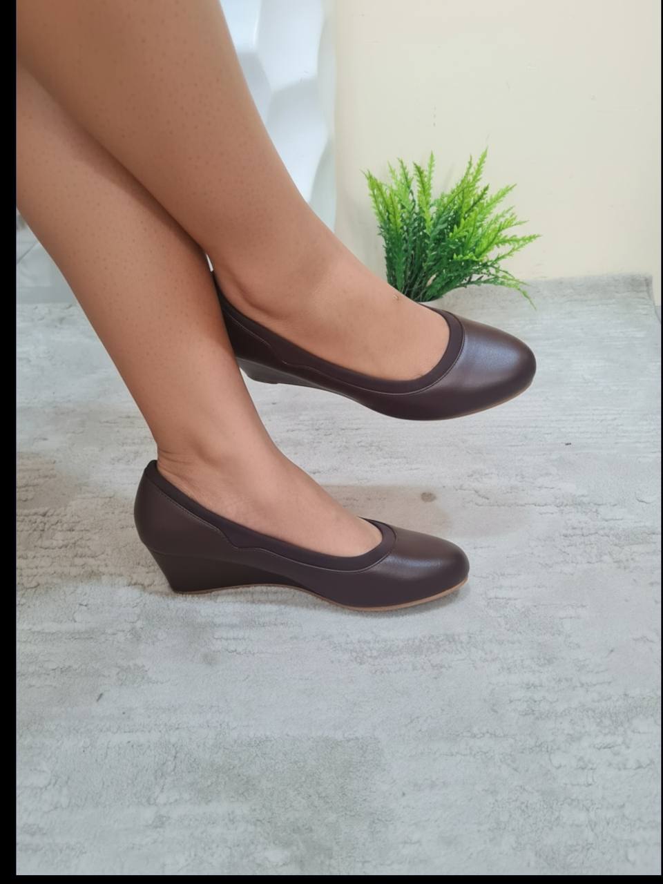 impo plain wedge shoe 3239-30 - dark brown