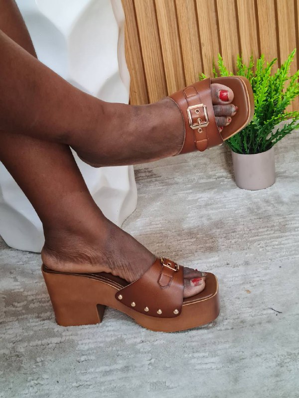 nora seith platform mule - brown