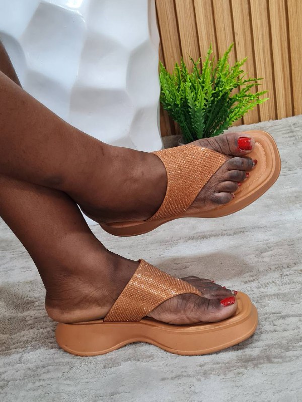 melissa slippers with wide strap - brown