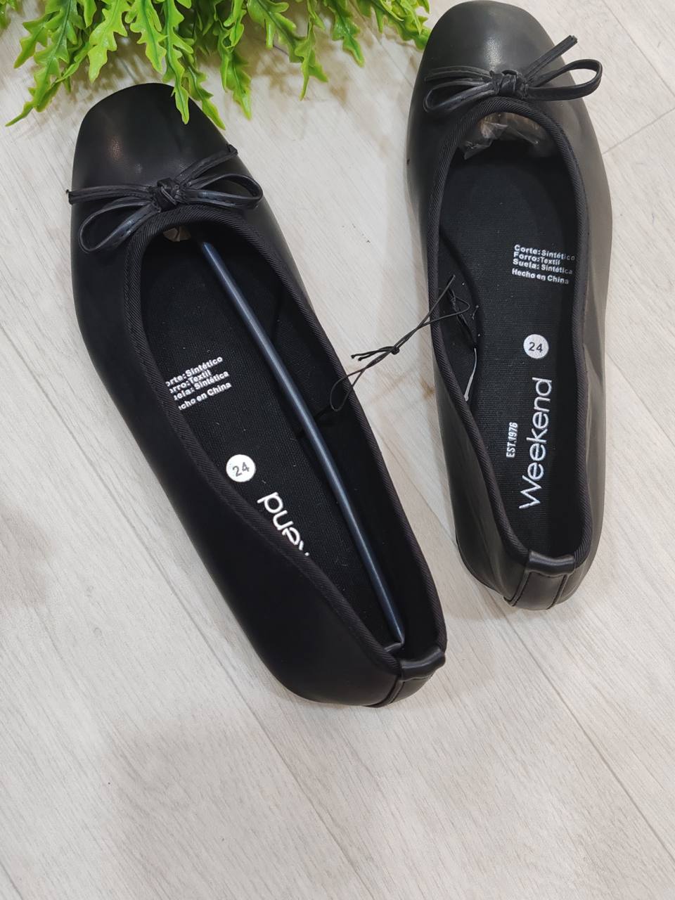 weekend flat shoe with bow - black