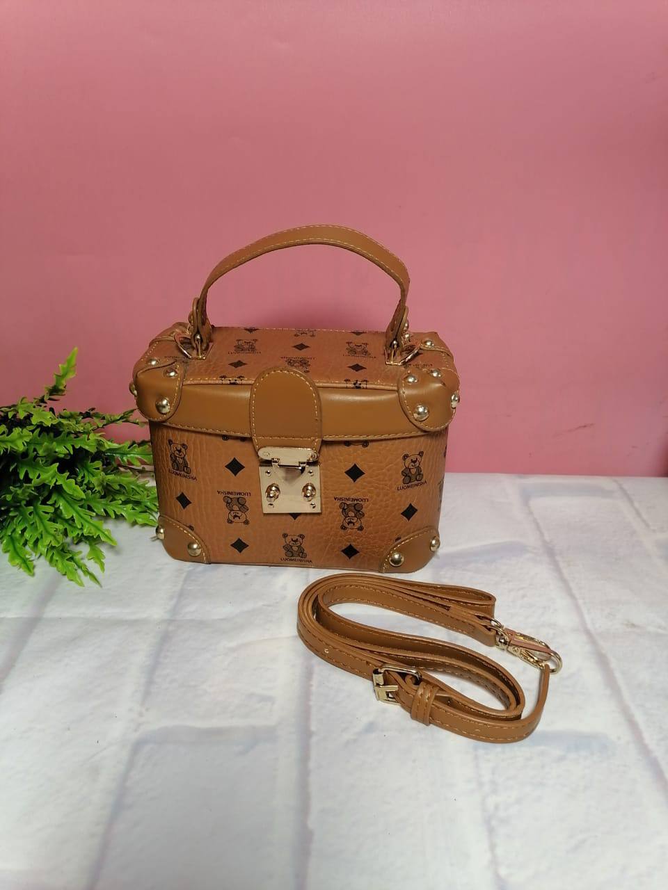 luomeinisha mini box bag - brown
