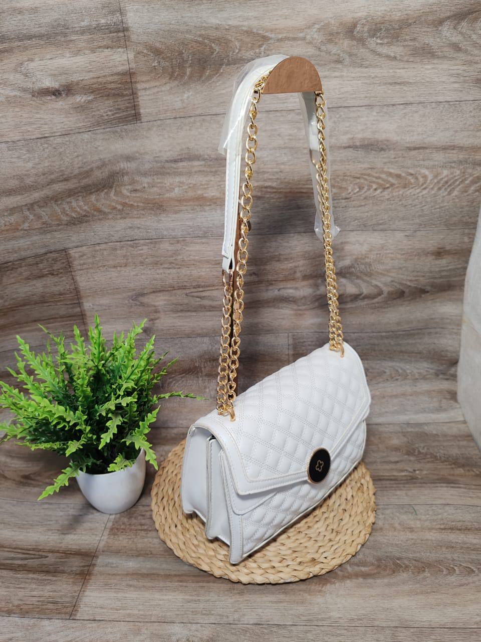 medium bag with chain handle and black round clip in front - white