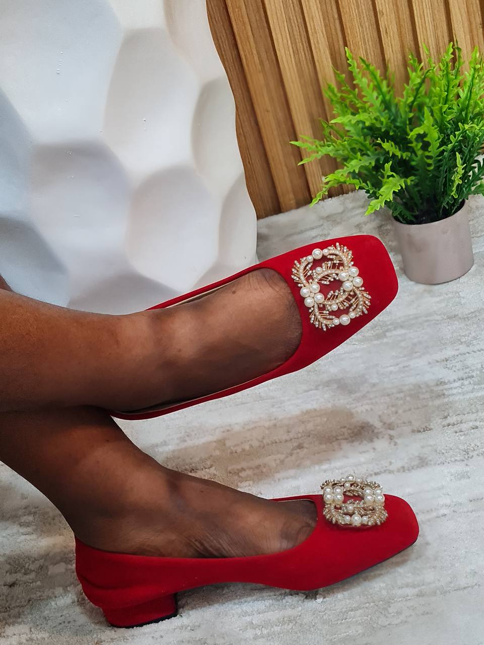 wei ming xin block heel shoes with suede and square design with beads and flat head - red