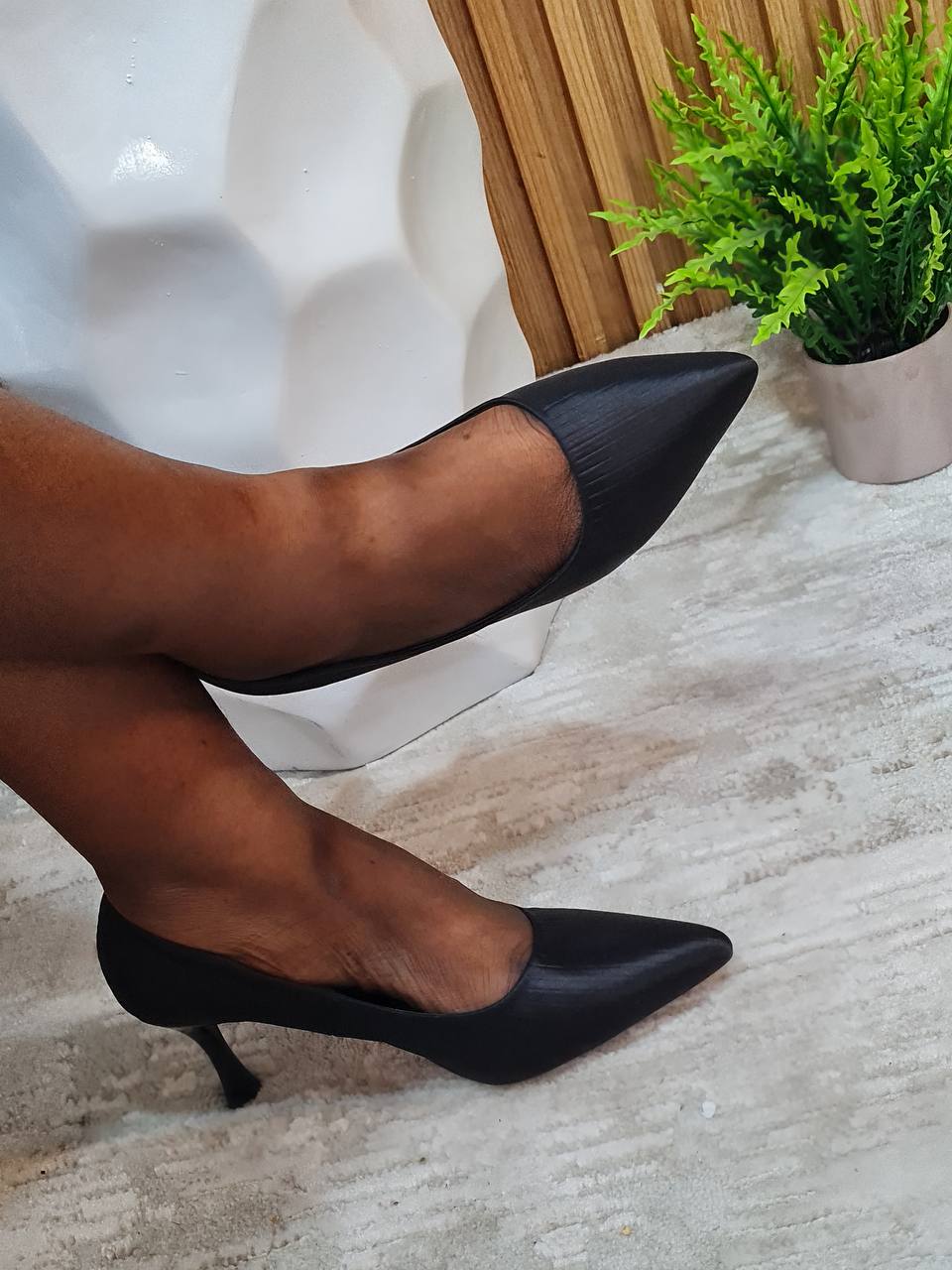 aaronlaiy office penci heel shoe - black