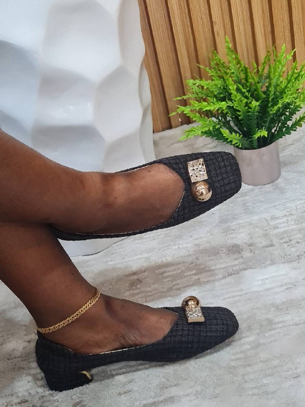 wei ming xin block heel shoes fabric check leather with gold brooch - black