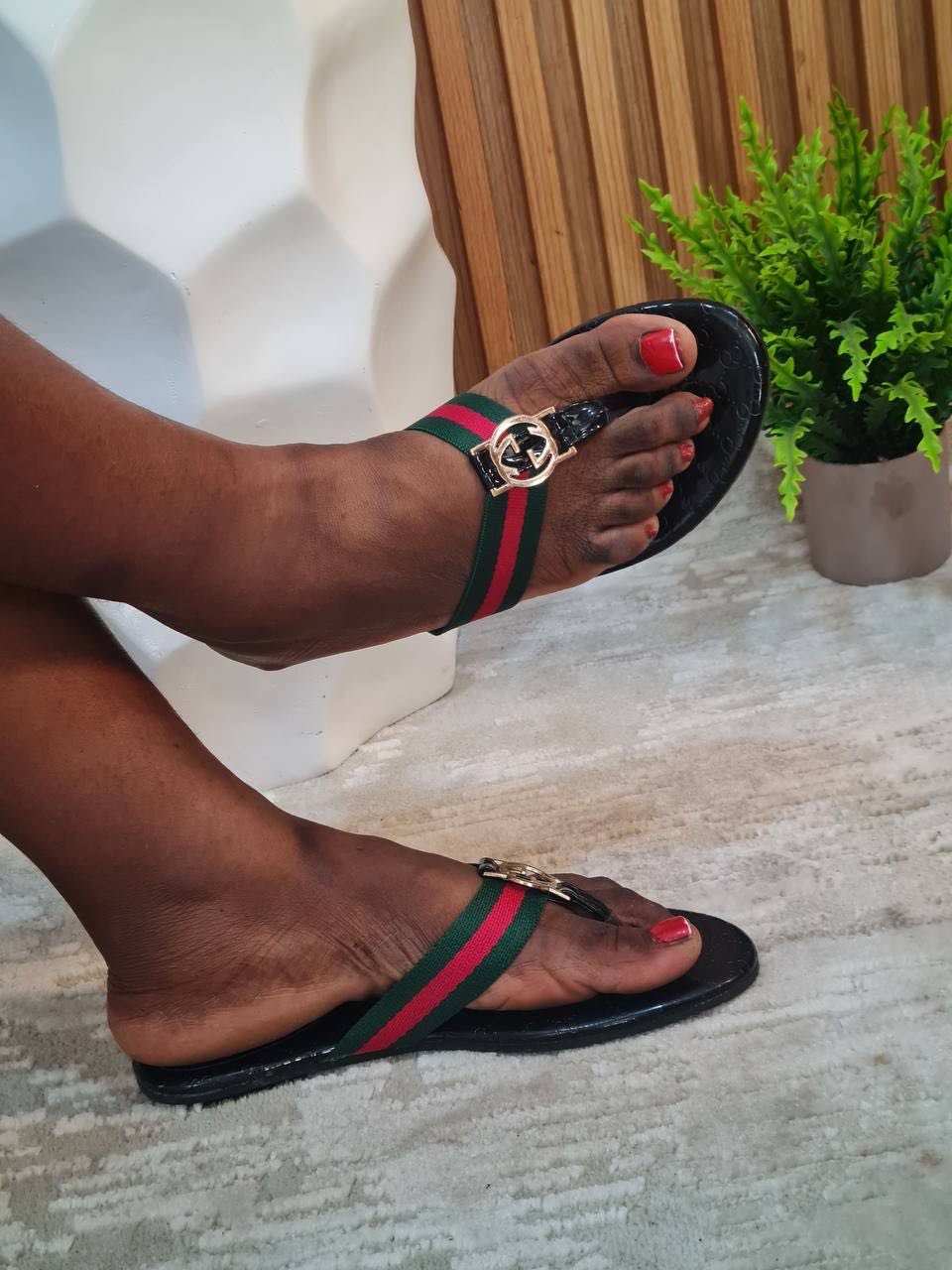 gucci slippers - green/red