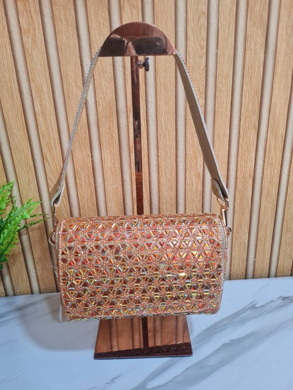 party pure bn3523 - d.gold ab 
