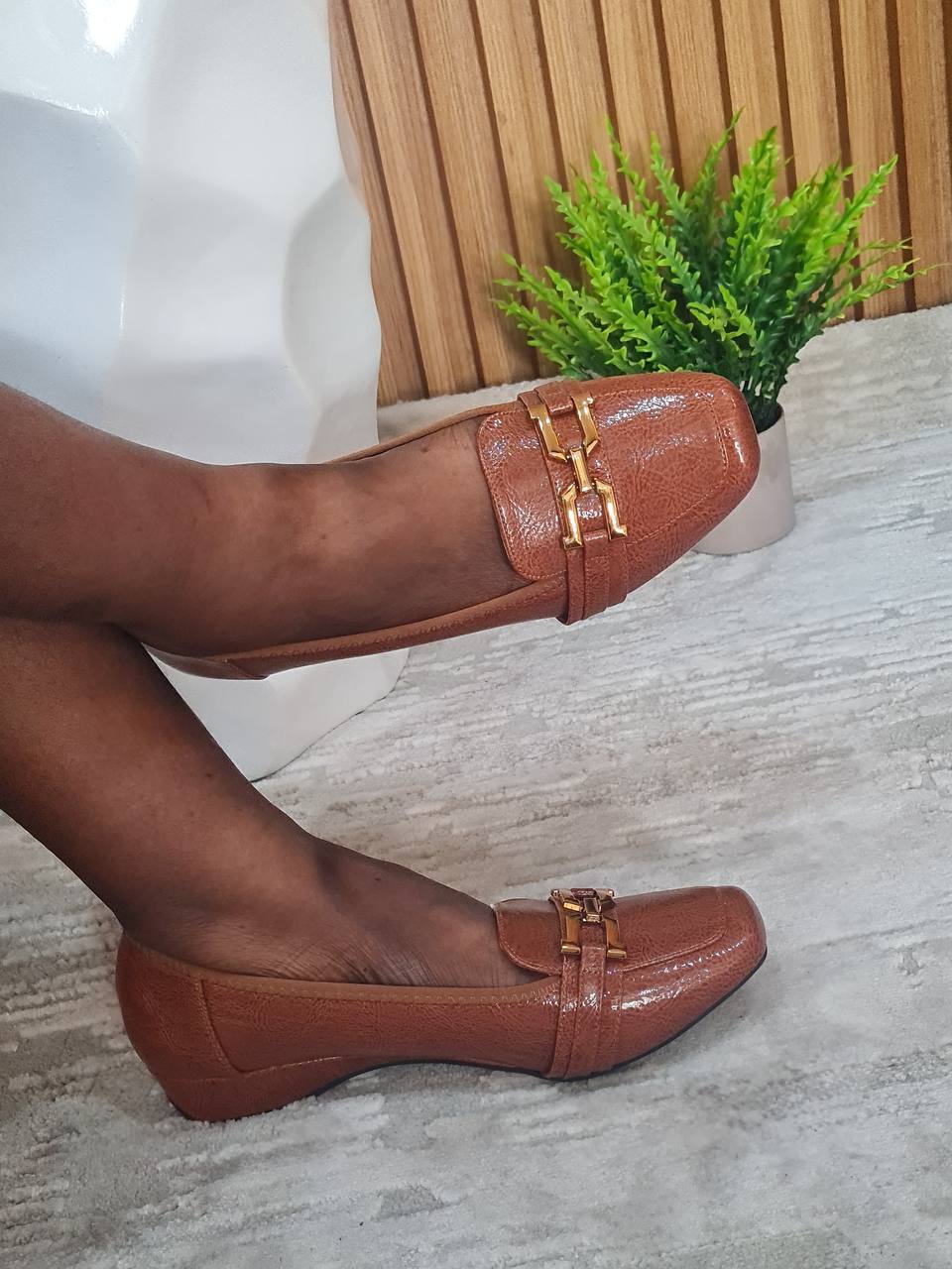 olivia lan wedge shoe with x gold design - brown