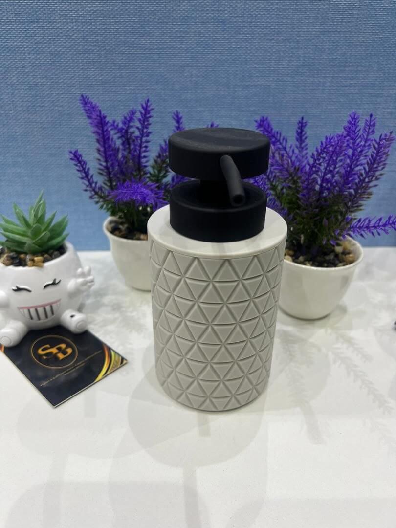 diamond patterned home and fun soap dispenser - Thumbnail 2