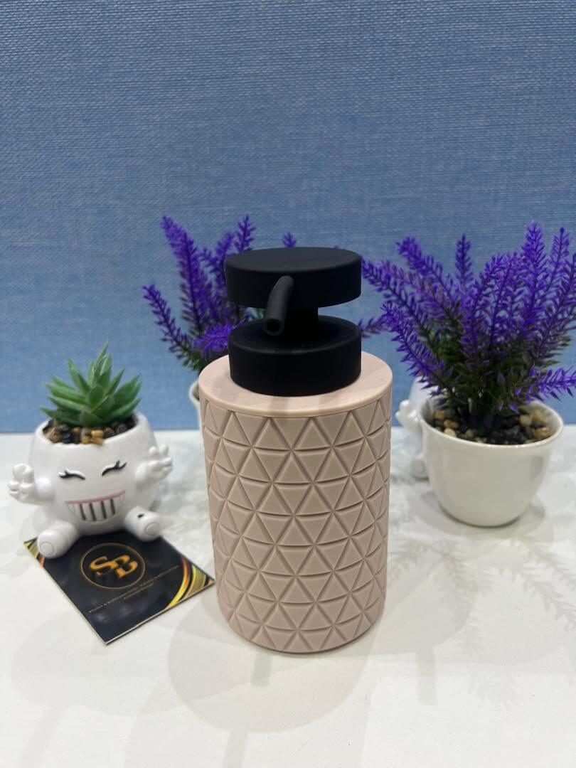 diamond patterned home and fun soap dispenser - Thumbnail 3