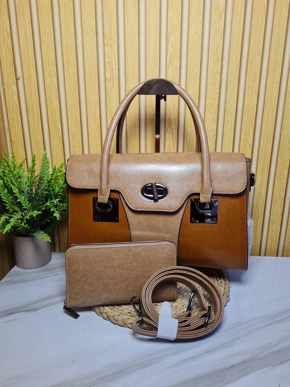 holly vivi two-toned handbag 1107 - light brown