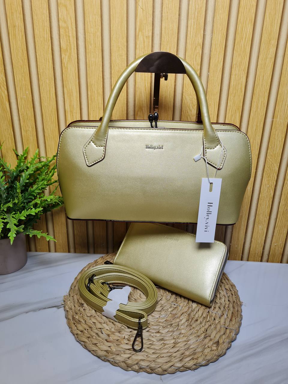 holly vivi medium bag 1022 - gold
