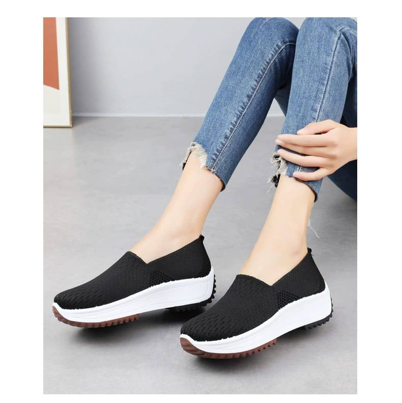 new platform sneakers - black