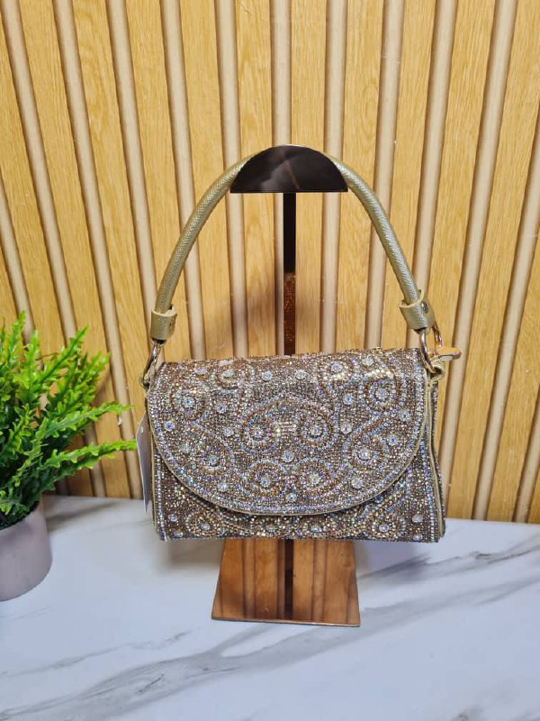 embroidered party purse  htf450 - gold