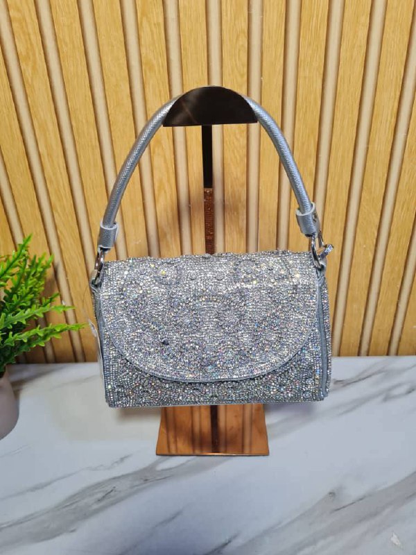 embroidered party purse  htf450 - silver