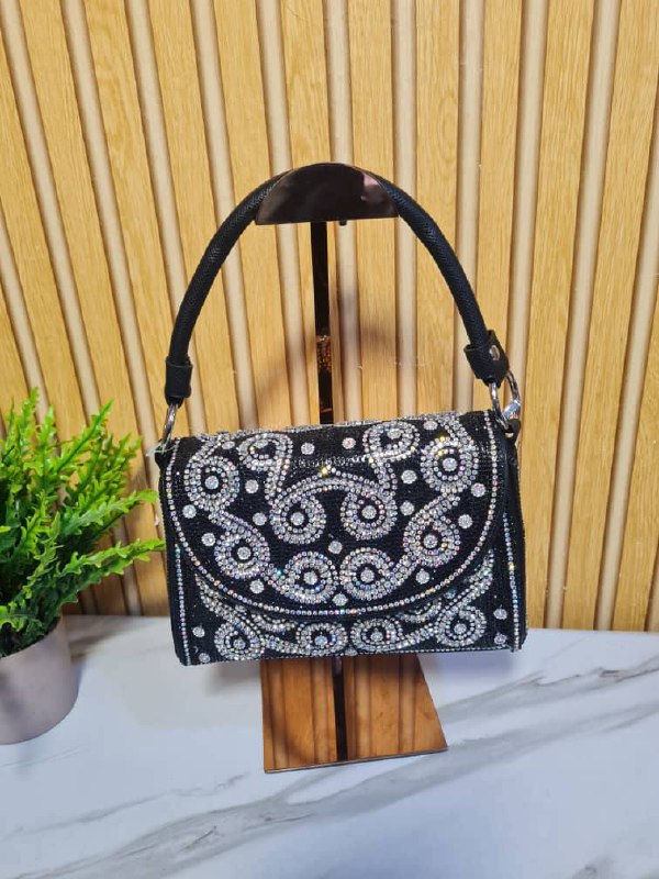 embroidered party purse  htf450 - black/silver