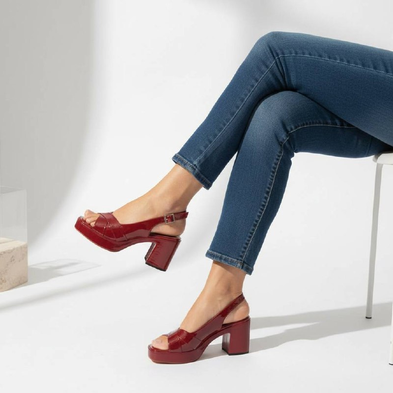 cherish brilliance platform sandal - wine