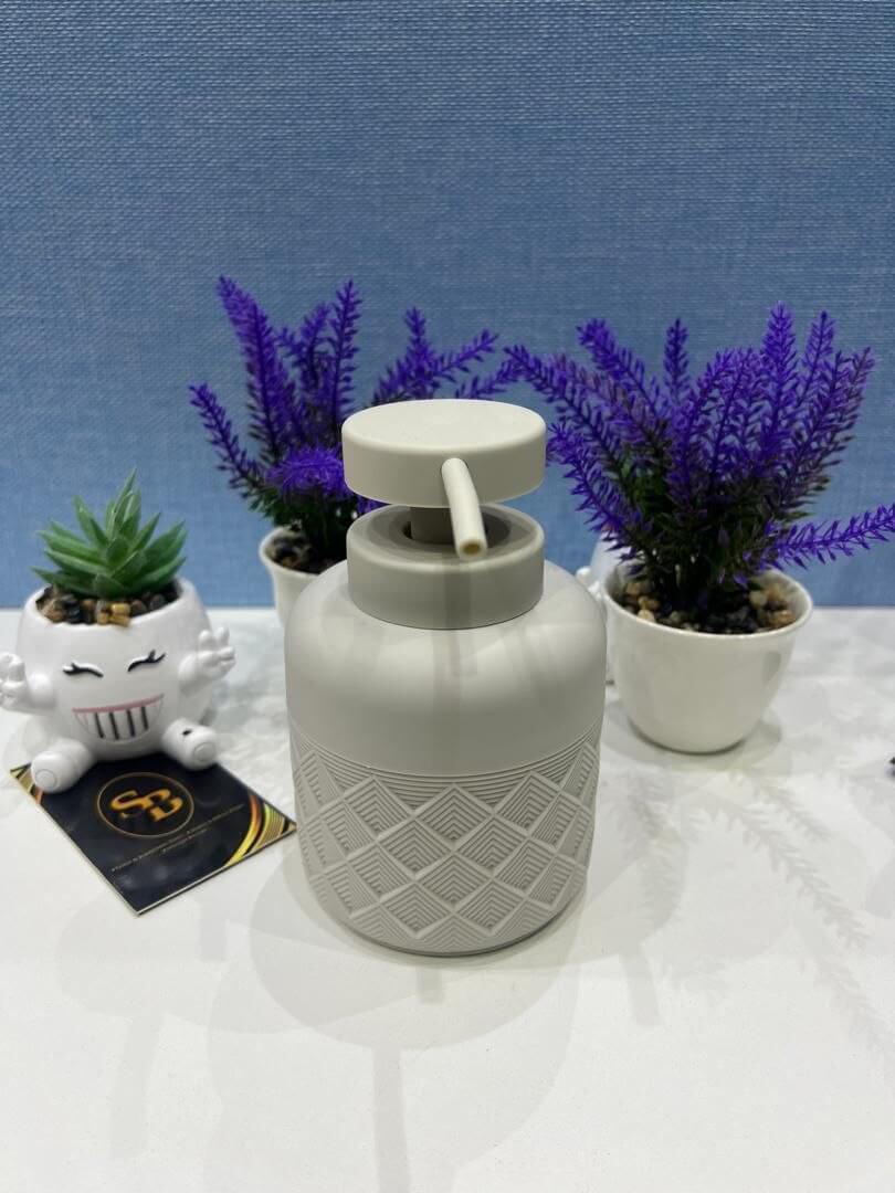 half kite and plain patterned home and fun soap dispenser - Thumbnail 2