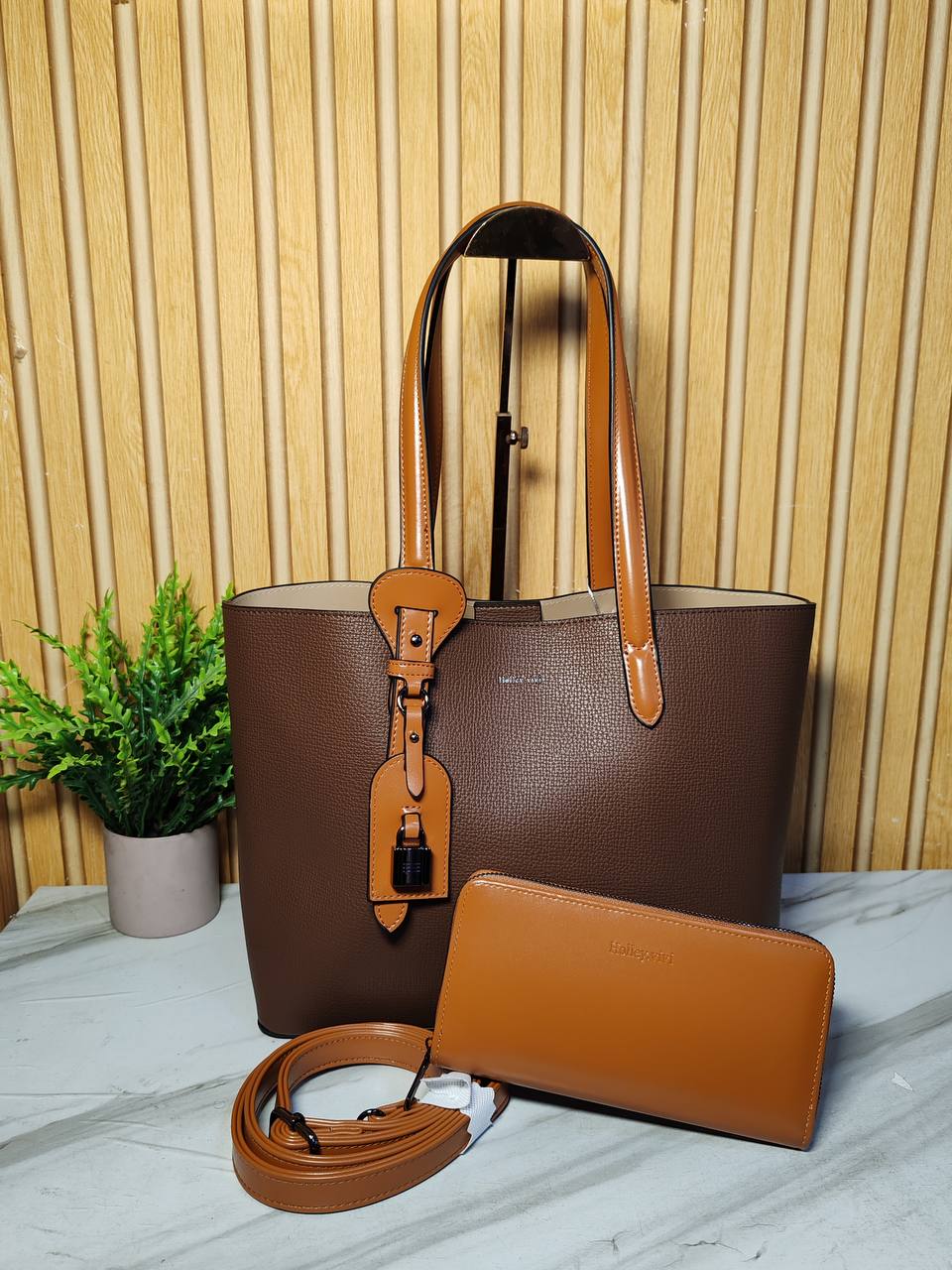 holly vivi handbag 1068 - coffee brown