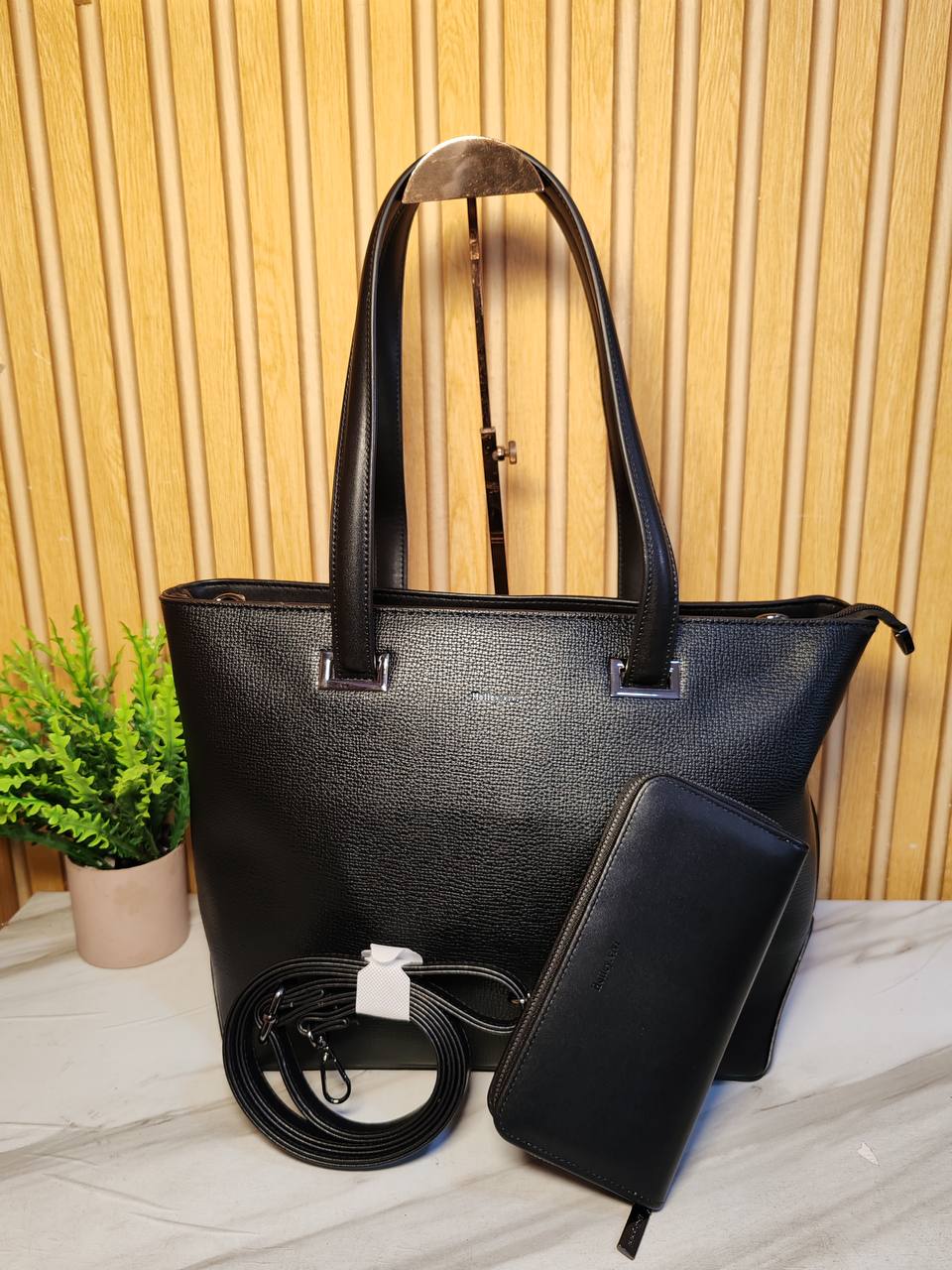 holly vivi handbag 1034 - black
