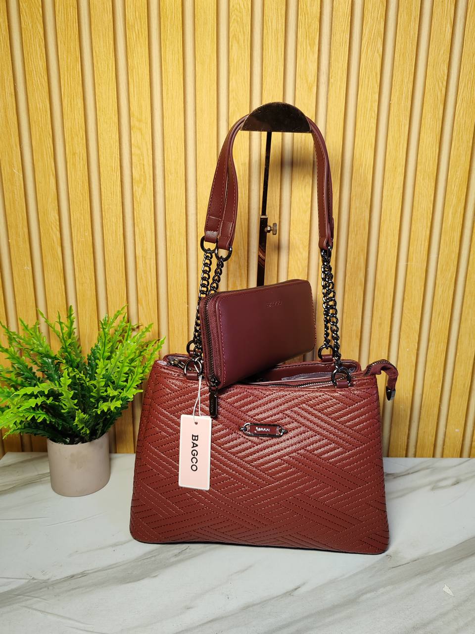 bagco chain handbag - wine