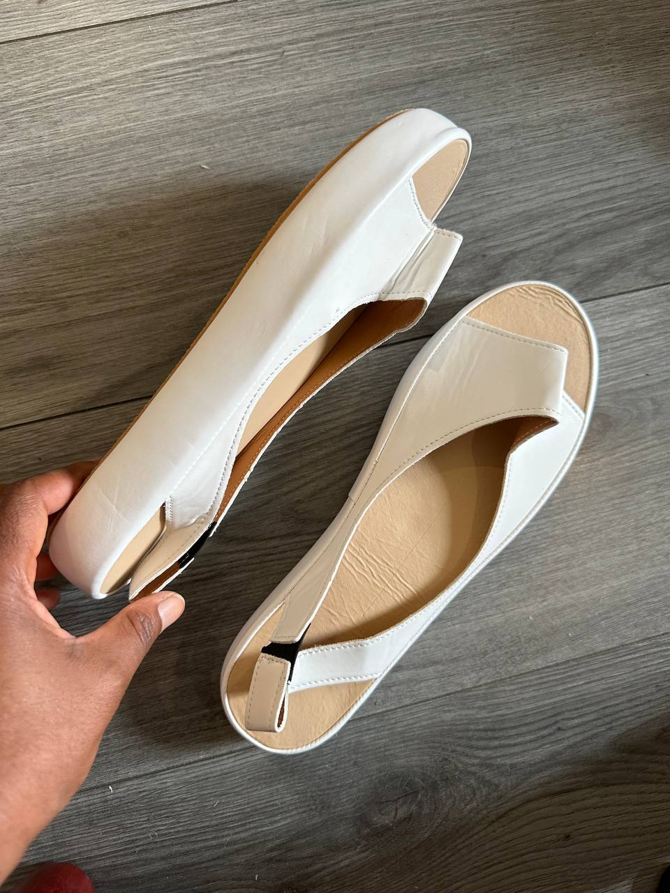 peep toe sandal - white