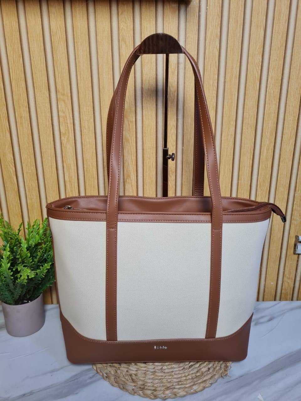 bagco laptop handbag mr012509042 - cream