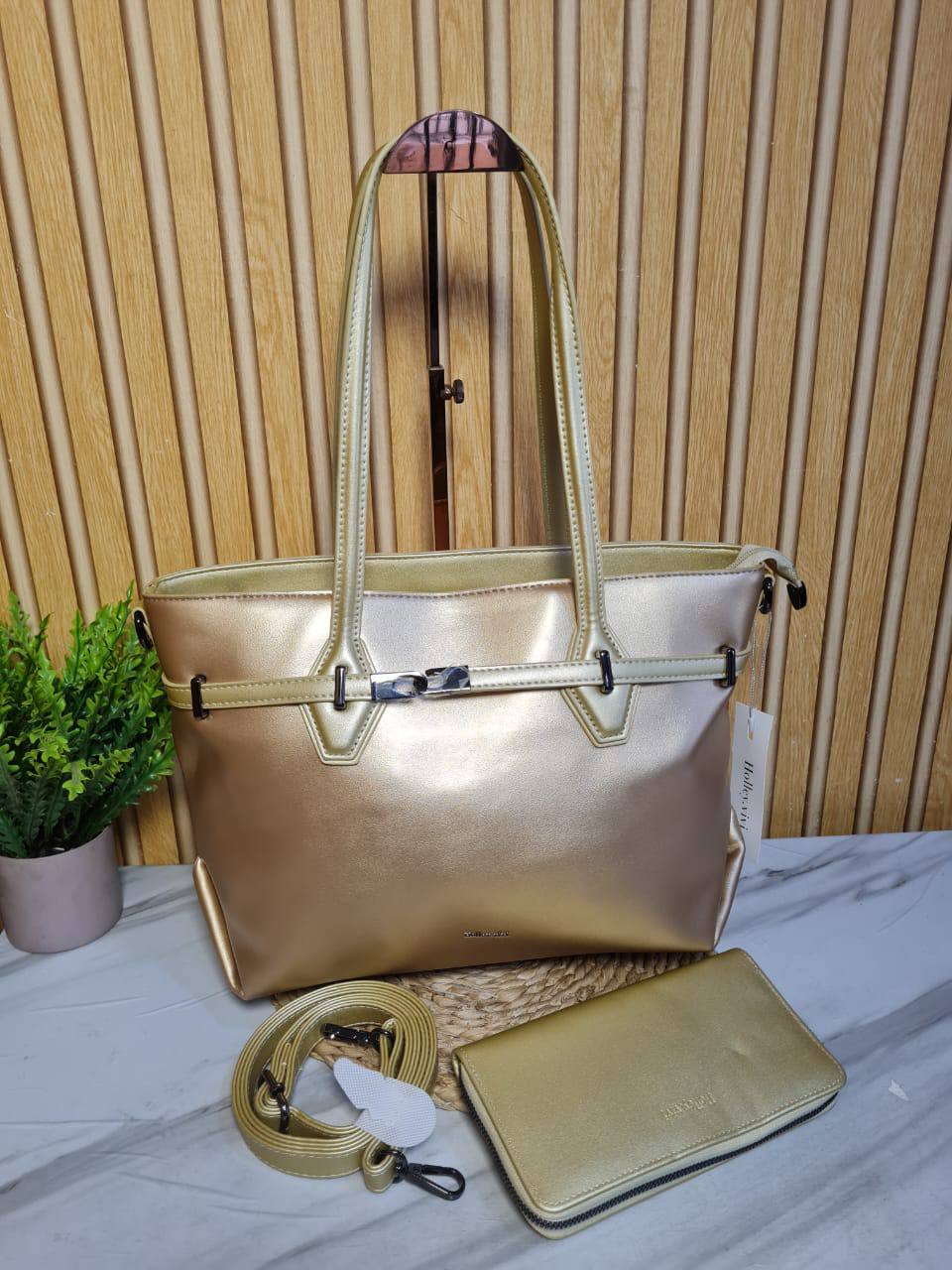 holly vivi tote n=bag 1092 - gold