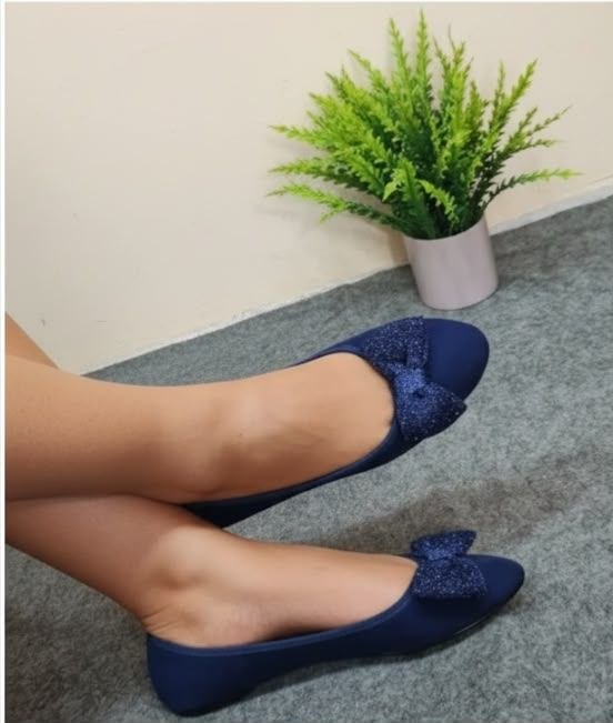 forever 21 flat shoe with shinning bow - blue