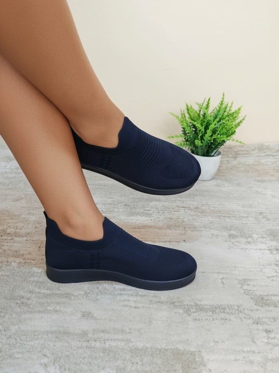new discover sports sneakers - blue