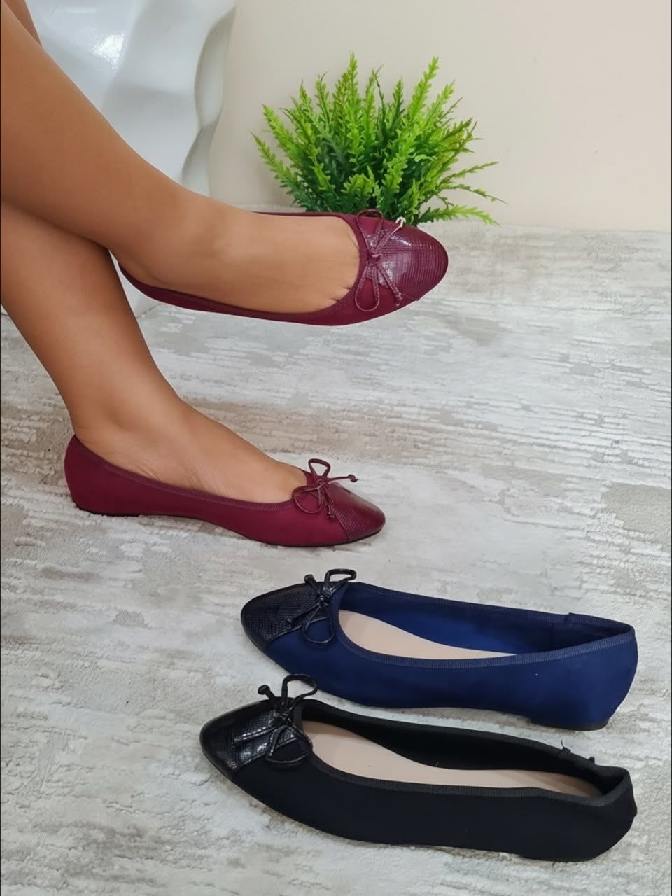 forever 21 suede flat shoe with bow- blue
