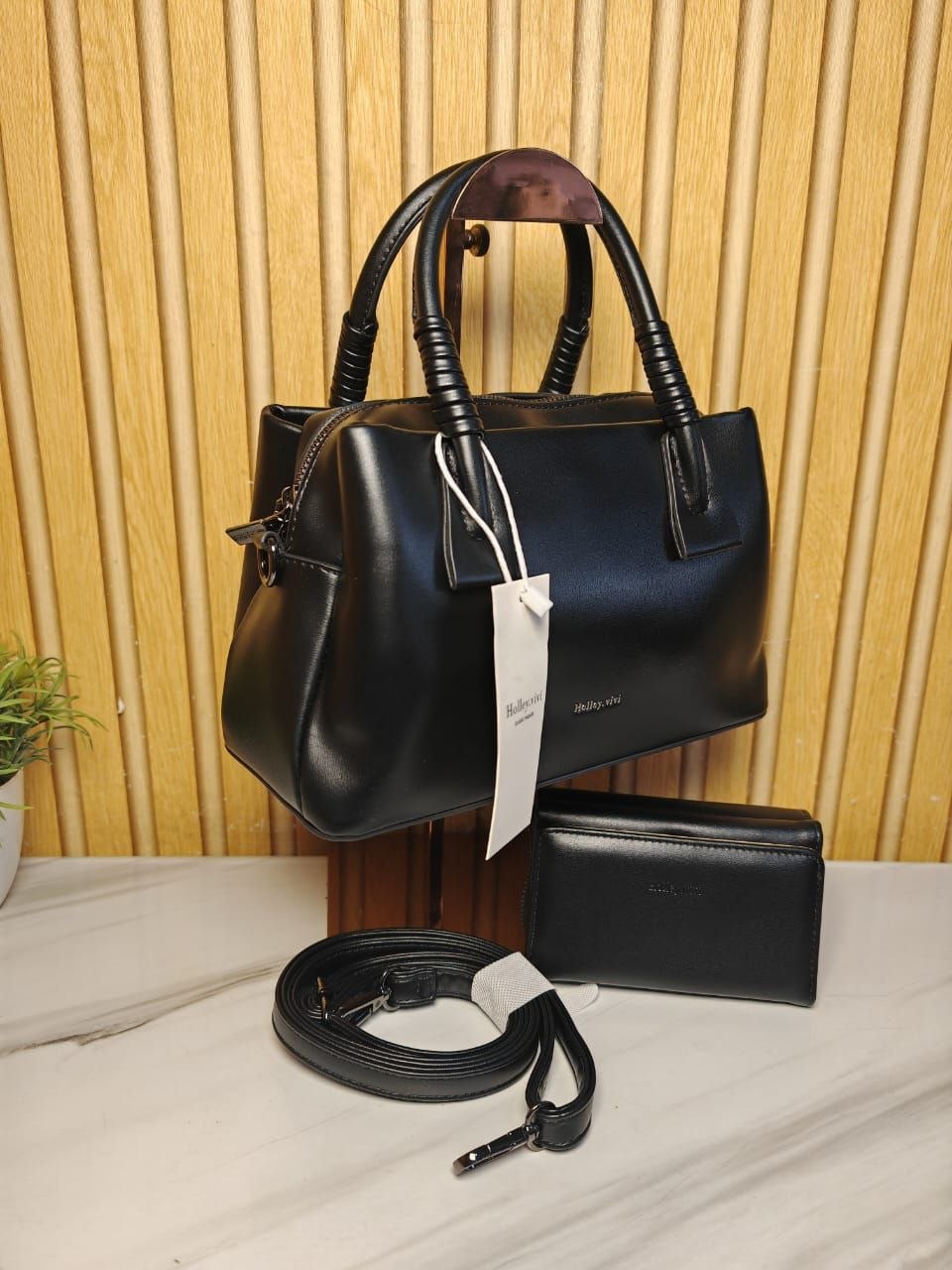 holly vivi handbag 1178 -black