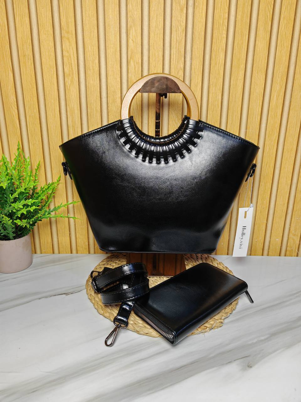 holly vivi handbag 1126 - black