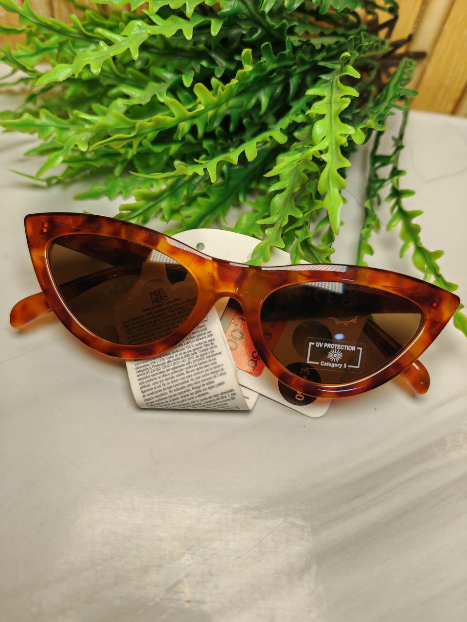 primark sunshade - a05