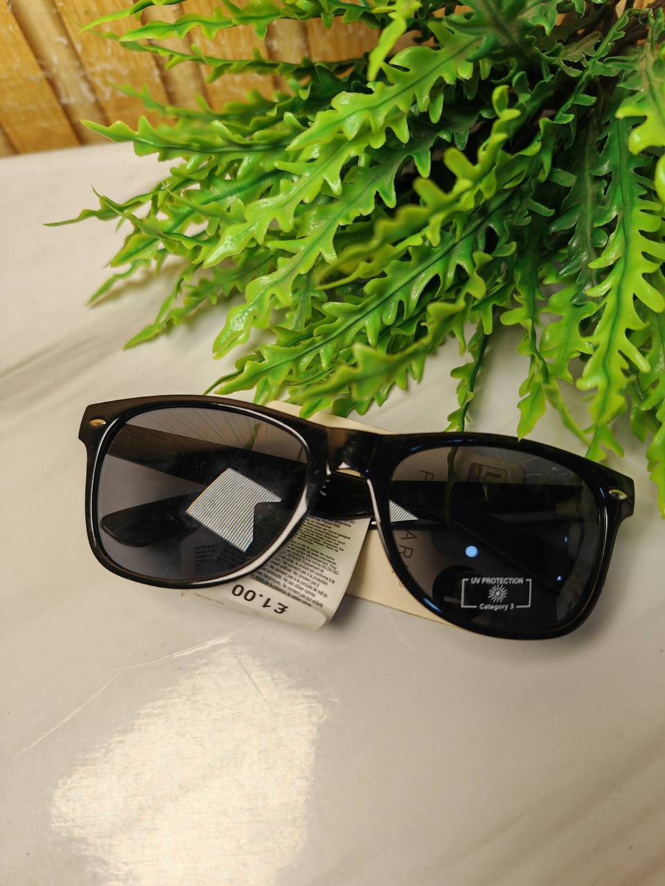 primark sunshade - a02