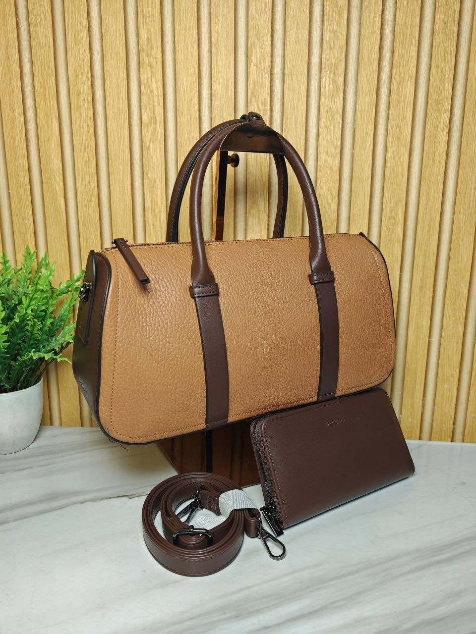 holly vivi handbag 1024 - coffee