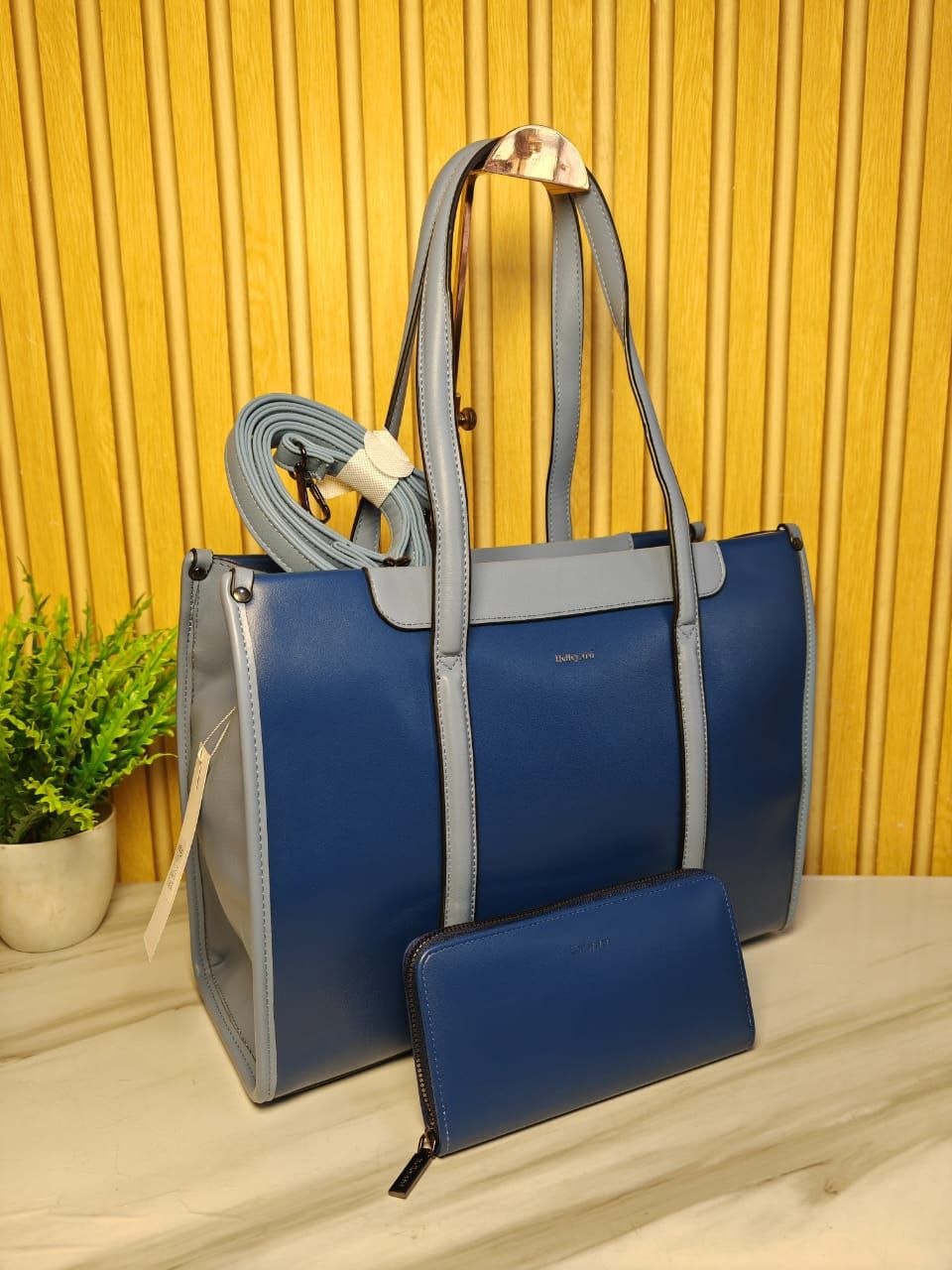 holly vivi laptop handbag 1049 - blue